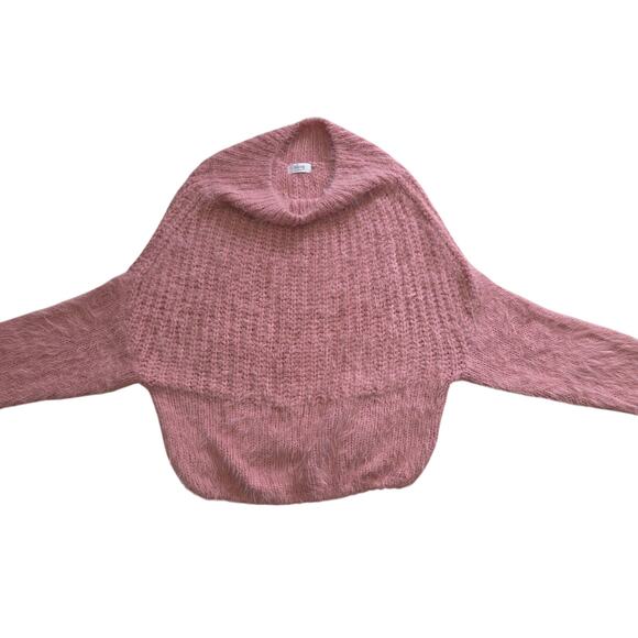 BluIvy Young Contemporary pink soft furry sweater with 3/4 sleeves Woman's sz. M - Picture 4 of 7